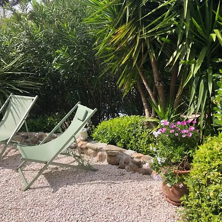 Daire Joli F3 , 4 Pers, Mahana , Plein Pied Sur Jardin , Domaine Prive Criques Et Plages A Pied *