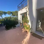 Apartment Joli F3 , 4 Pers, Mahana , Plein Pied Sur Jardin , Domaine Prive Criques Et Plages A Pied *