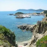 Joli F3 , 4 Pers, Mahana , Plein Pied Sur Jardin , Domaine Prive Criques Et Plages A Pied Apartment *
