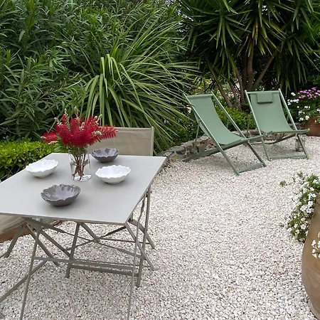 Joli F3 , 4 Pers, Mahana , Plein Pied Sur Jardin , Domaine Prive Criques Et Plages A Pied Apartment *