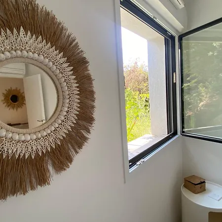 Joli F3 , 4 Pers, Mahana , Plein Pied Sur Jardin , Domaine Prive Criques Et Plages A Pied Hyères