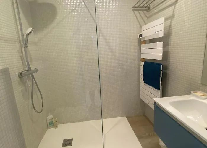 Joli F3 , 4 Pers, Mahana , Plein Pied Sur Jardin , Domaine Prive Criques Et Plages A Pied Apartment